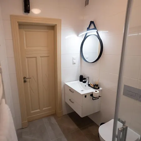 Apartment Apartamenty Drevny Kocur